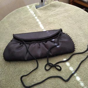 La regale black clutch shoulder purse